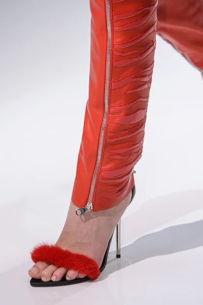 Look 65